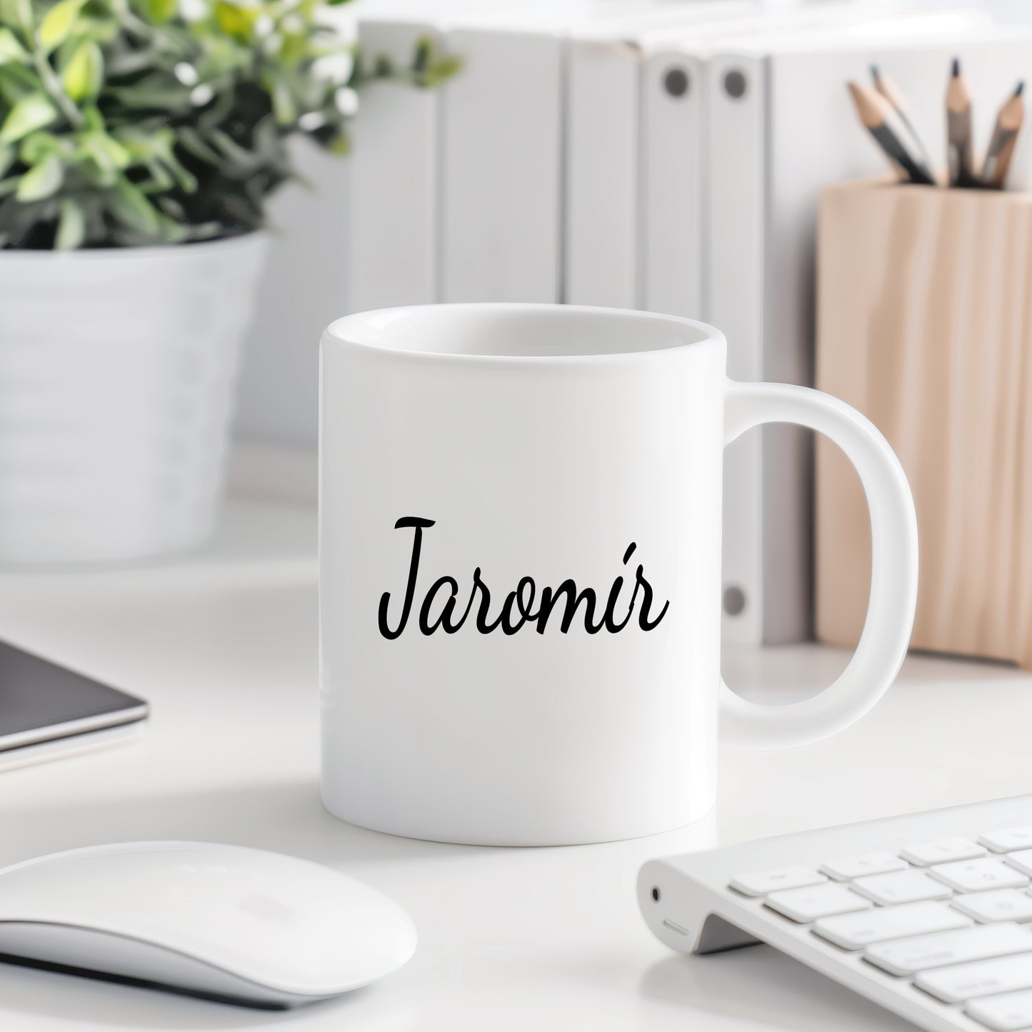 Hrnek se jménem Jaromír – minimalistický styl pro muže