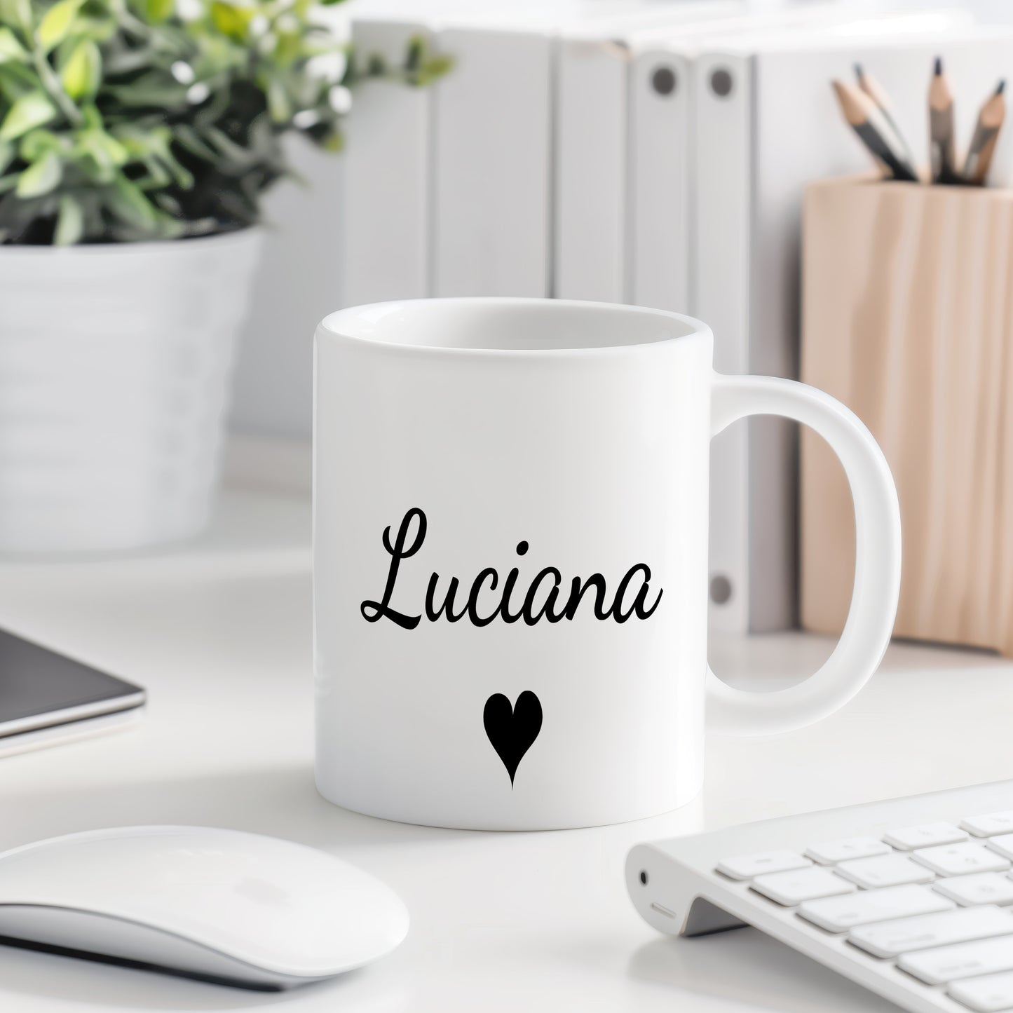 Hrnek se jménem Luciana – romantický styl se srdcem