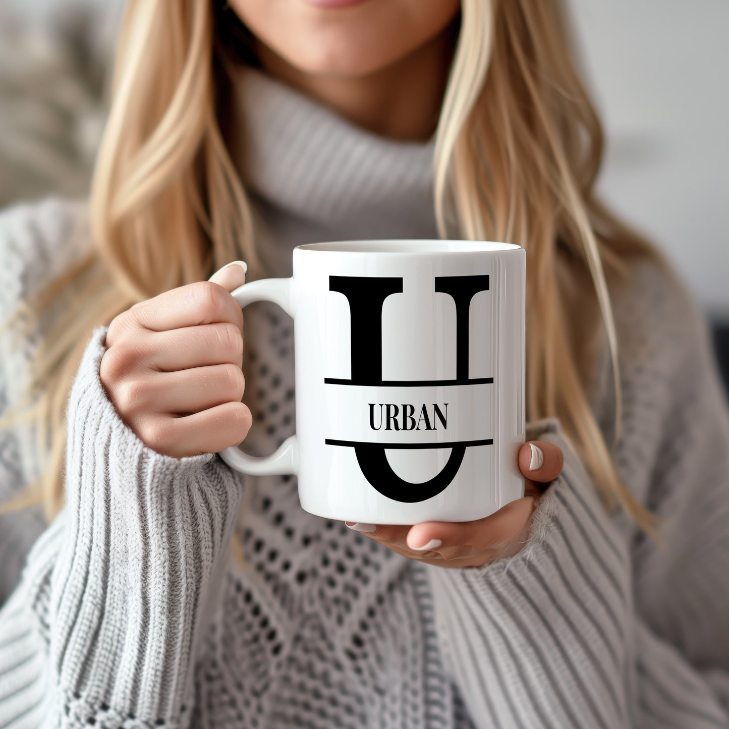 Hrnek se jménem URBAN – monogramový design