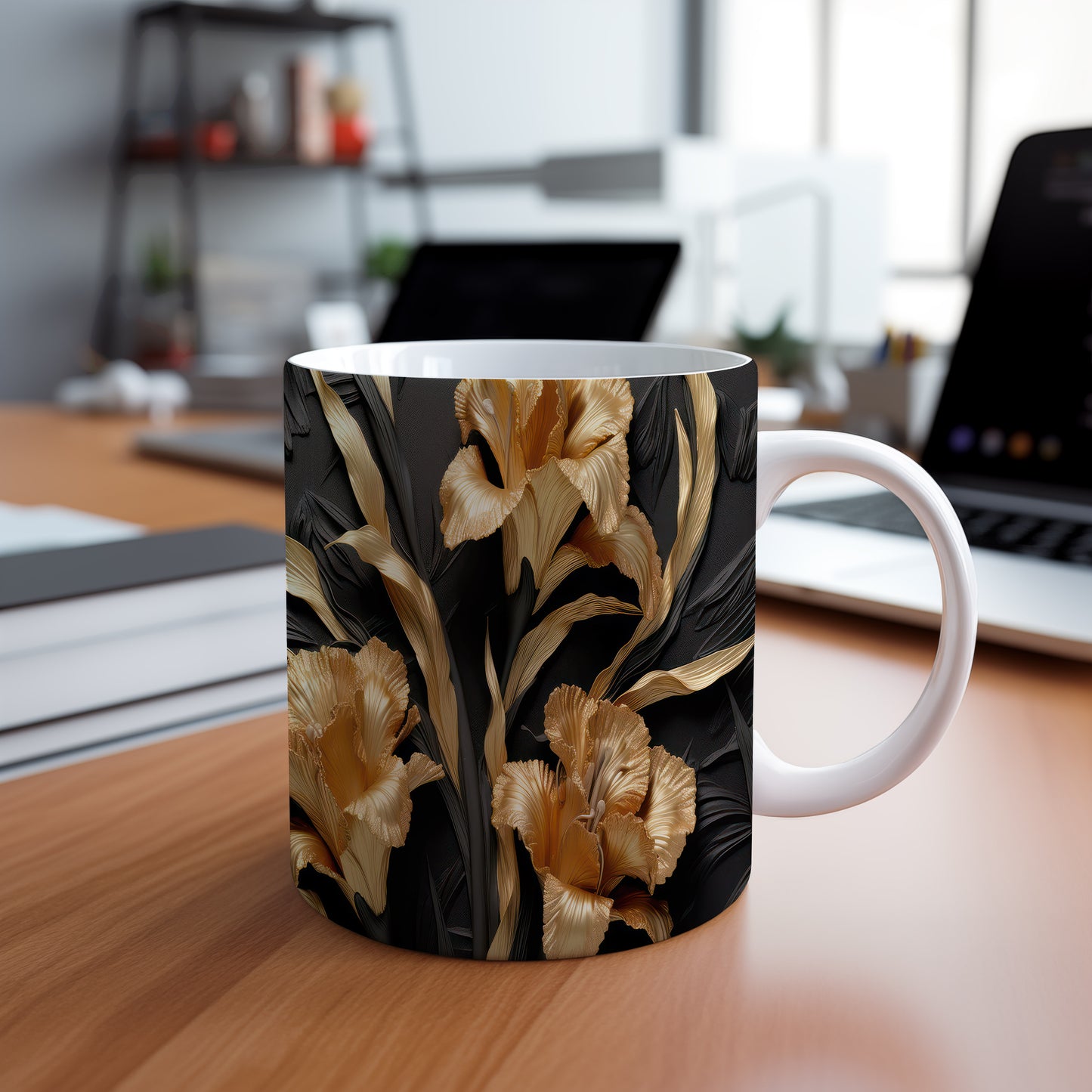 Hrnek s elegantními zlatými květy – 3D efektem