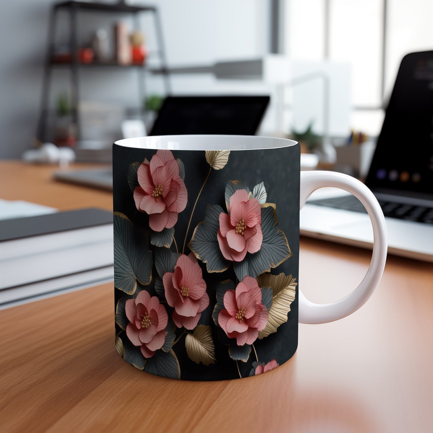 Hrnek s květinami v elegantním designu