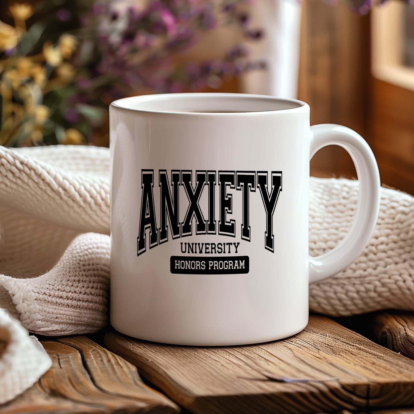 Hrnek s vtipným nápisem – ANXIETY UNIVERSITY