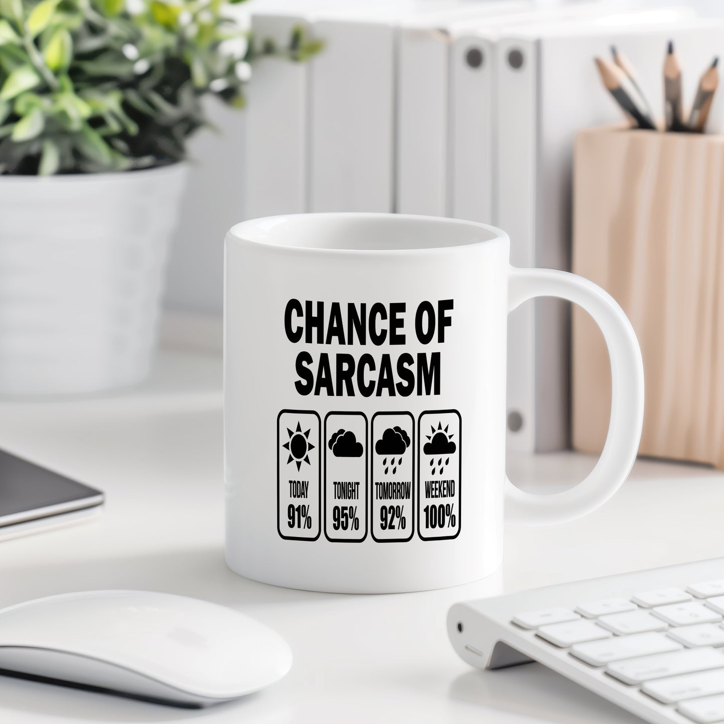 Hrnek s vtipným nápisem – Chance of Sarcasm
