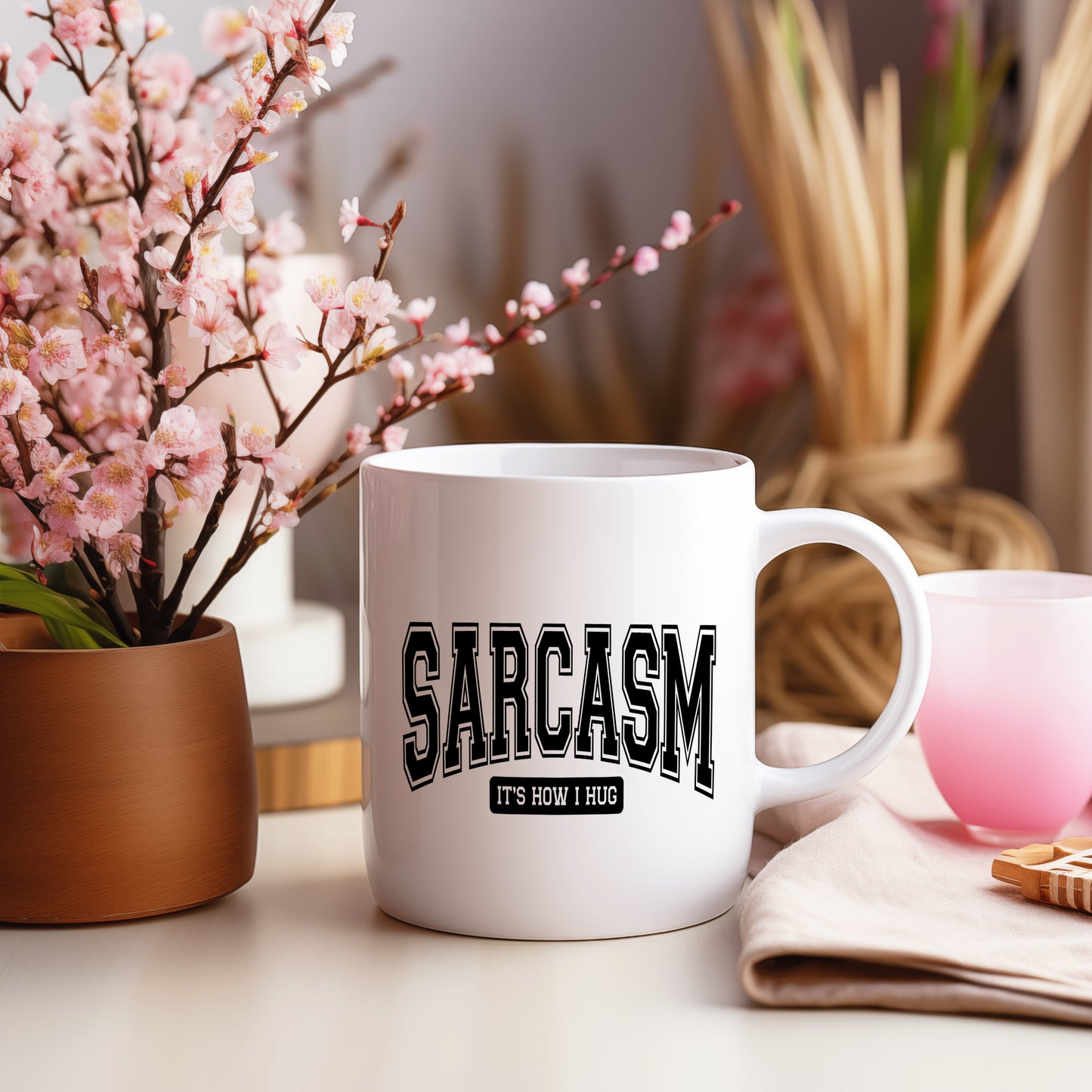 Hrnek s vtipným nápisem – SARCASM