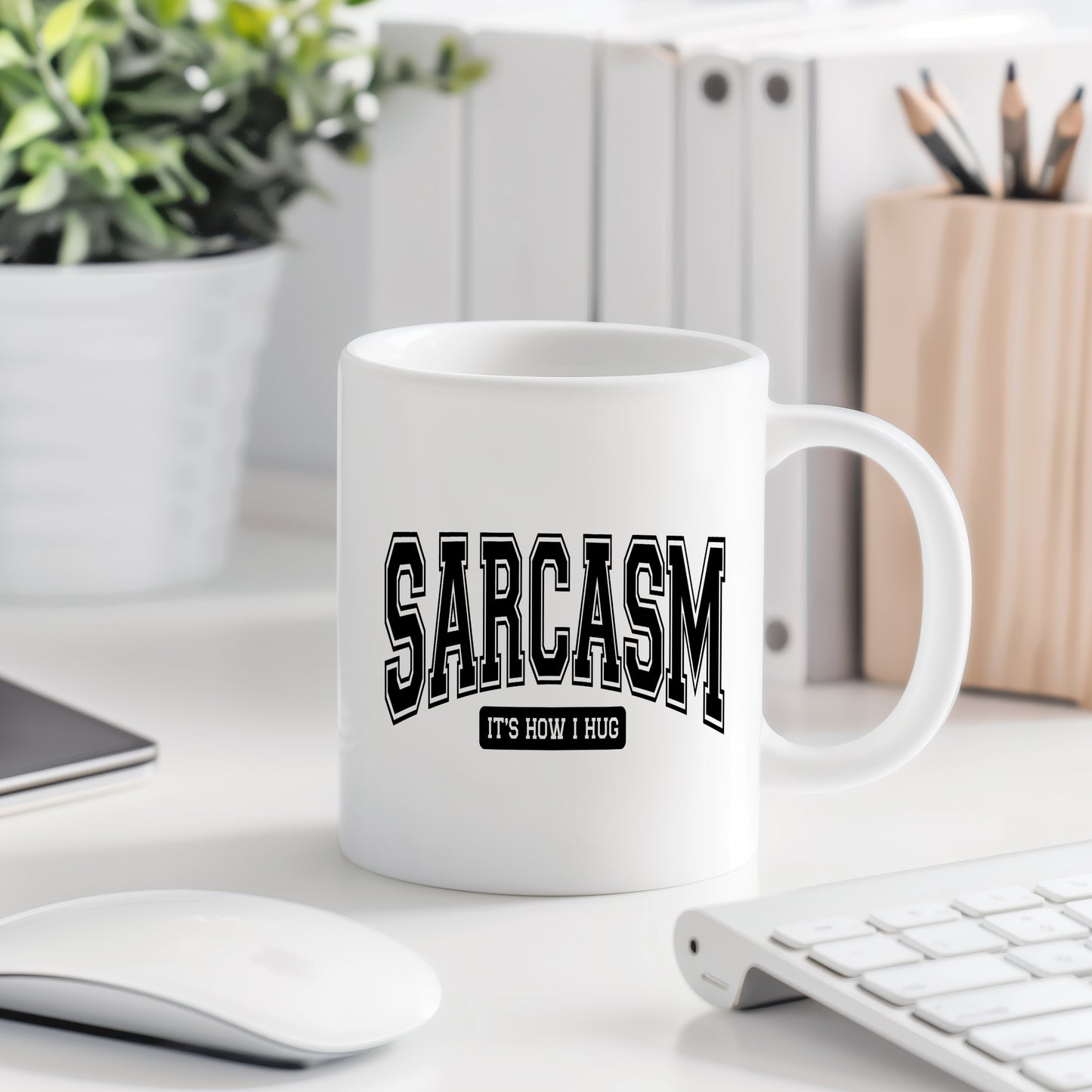 Hrnek s vtipným nápisem – SARCASM