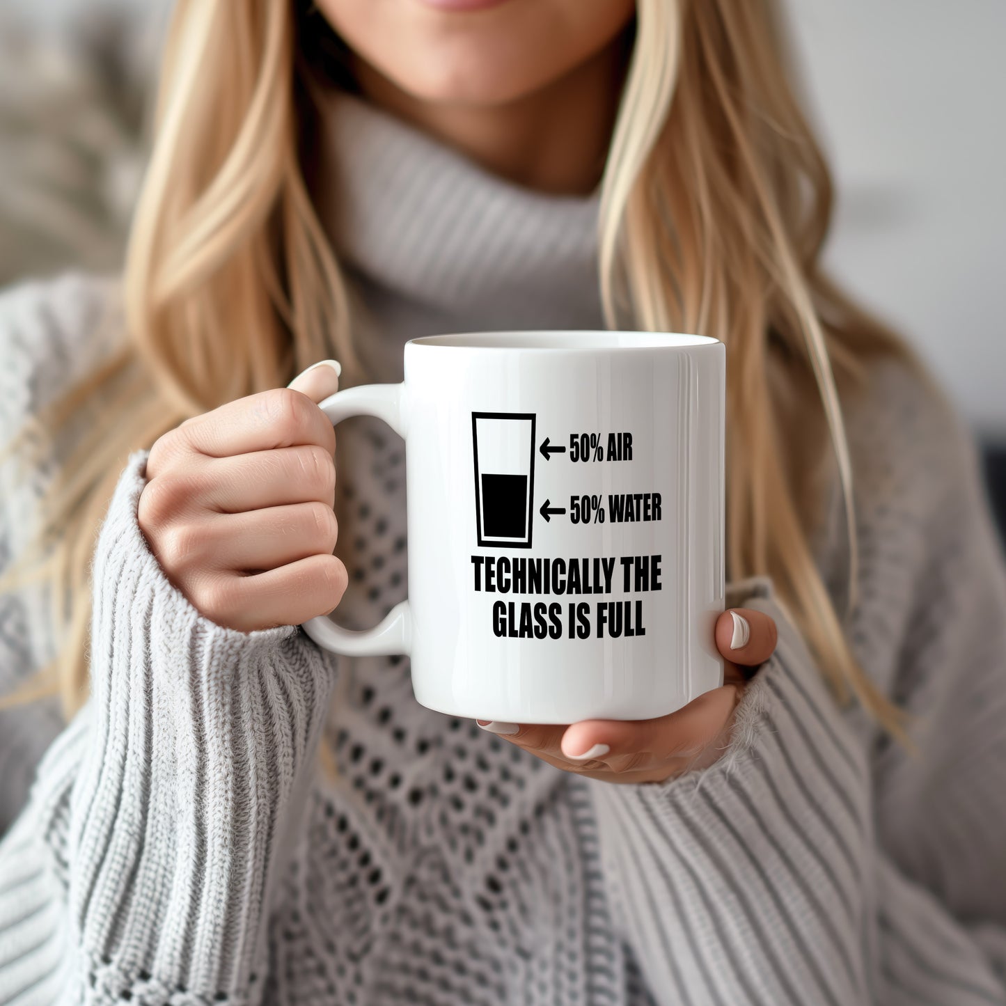 Hrnek s vtipným nápisem – TECHNICALLY THE GLASS