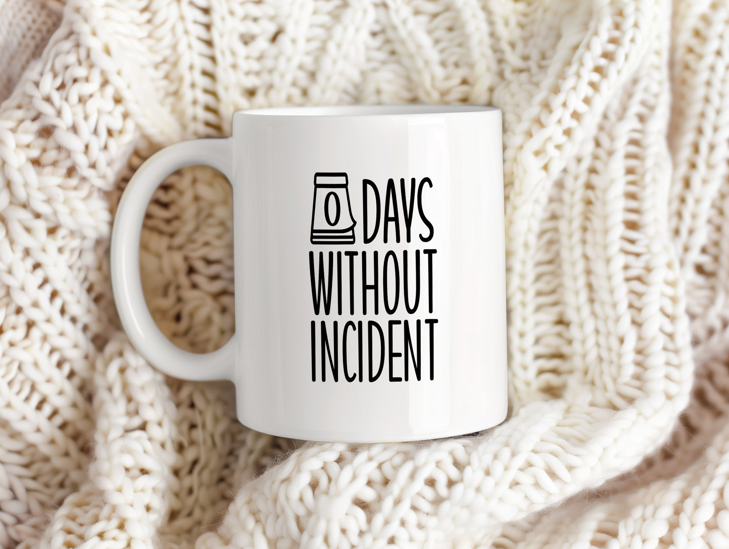 Hrnek s vtipným nápisem – 0 Days