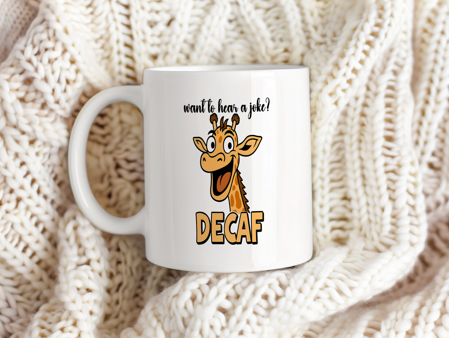 Hrnek s vtipným nápisem – DECAF