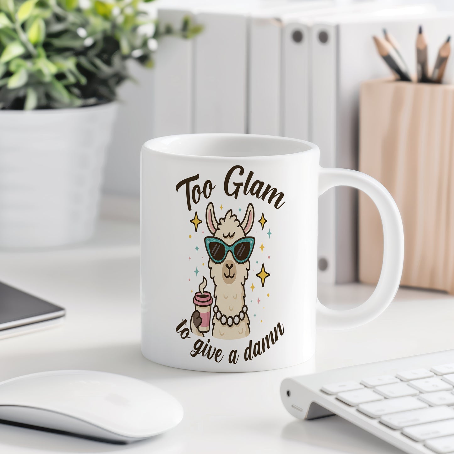 Hrnek s vtipným nápisem – Too Glam