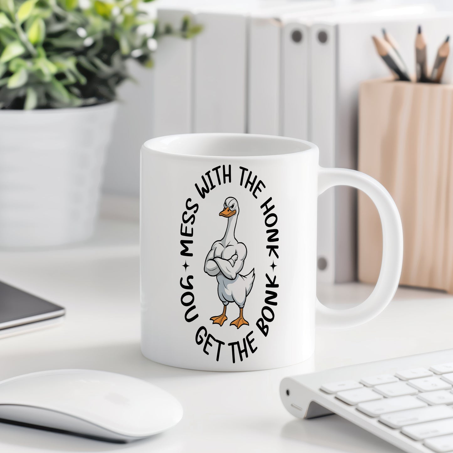 Hrnek s vtipným nápisem – MESS WITH THE HONK
