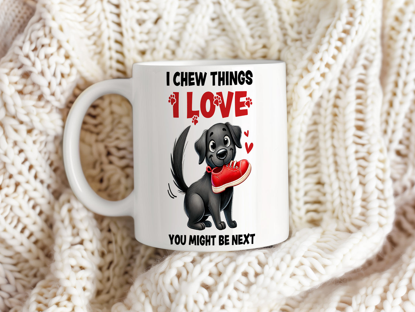 Hrnek s vtipným nápisem – I CHEW THINGS – roztomilý pes