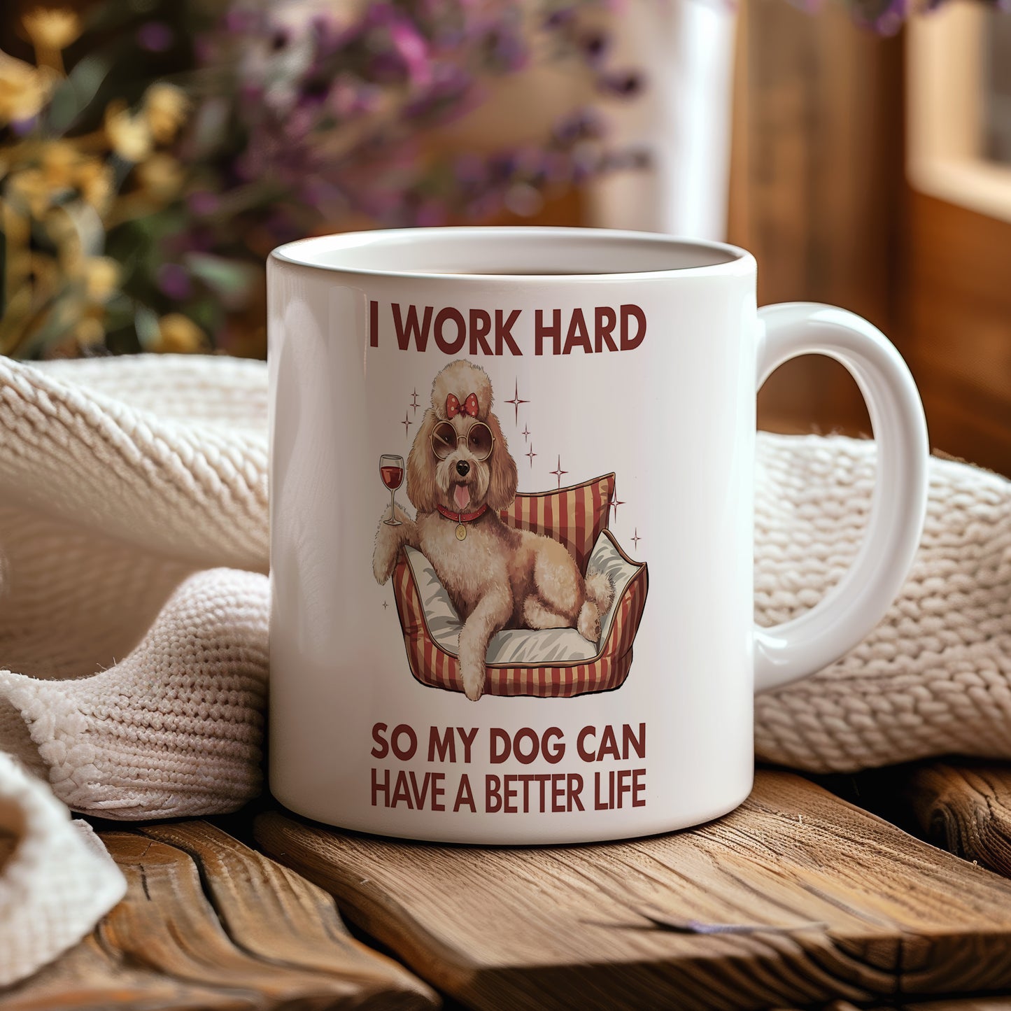 Hrnek s vtipným nápisem – I WORK HARD