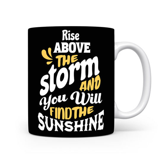 Hrnek s motivačním citátem – Rise Above the Storm