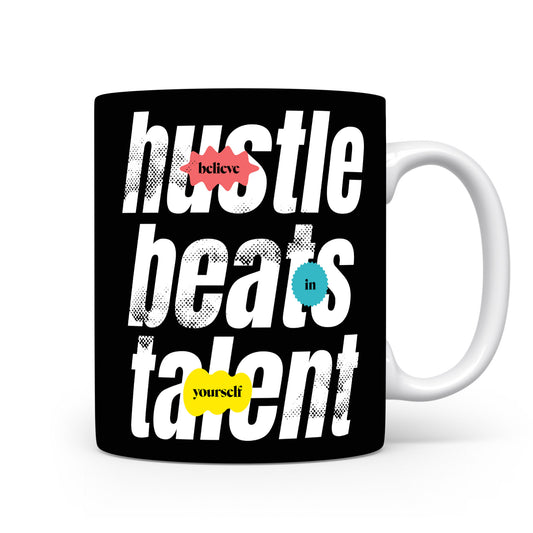 Hrnek s motivačním citátem – Hustle Beats Talent
