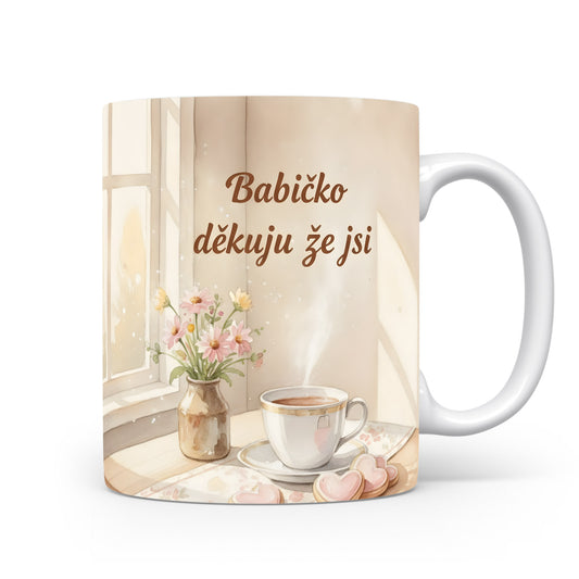 Hrnek s akvarelovým motivem květin a šálkem kávy.