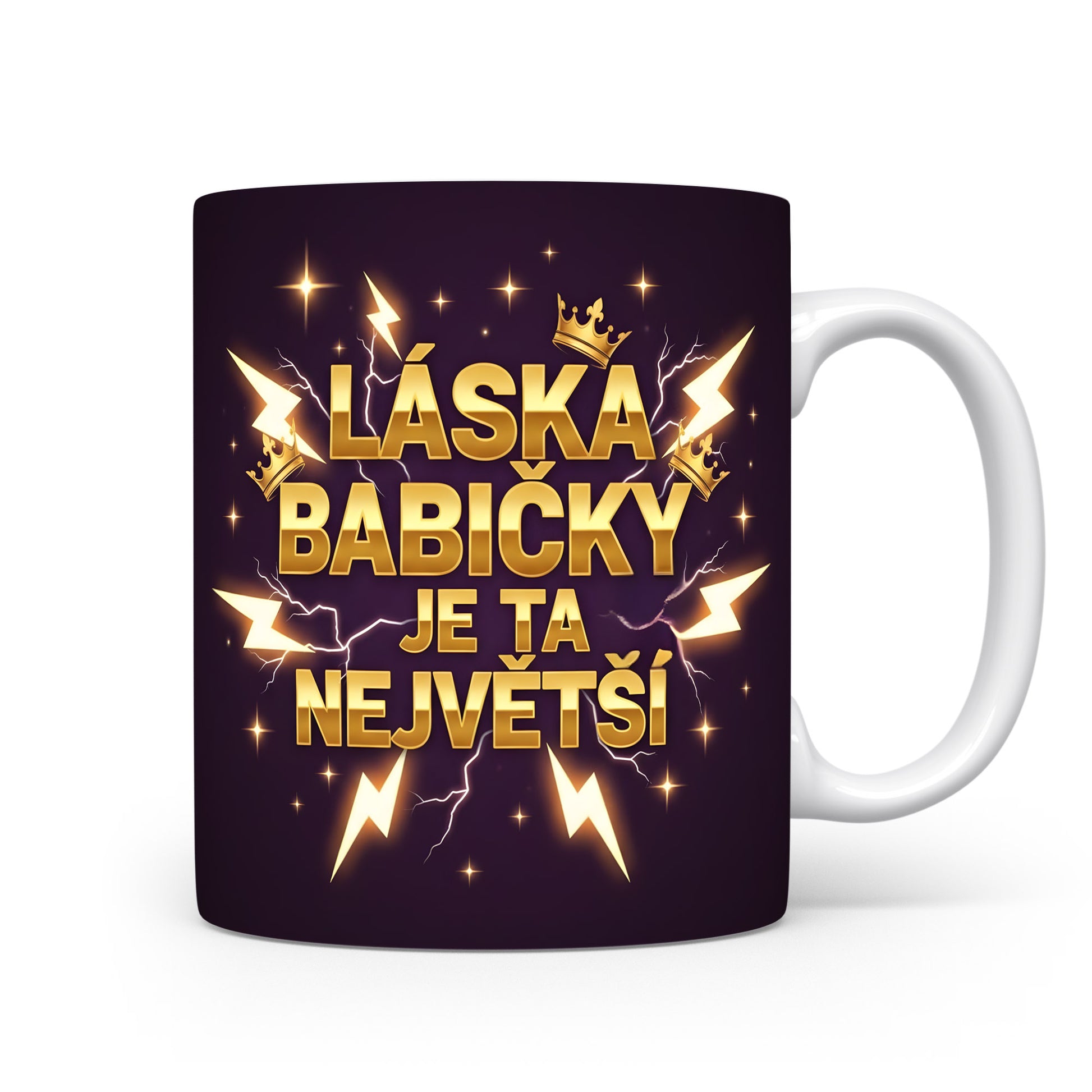 Hrnek se zlatými korunkami a blesky na tmavě fialovém pozadí.