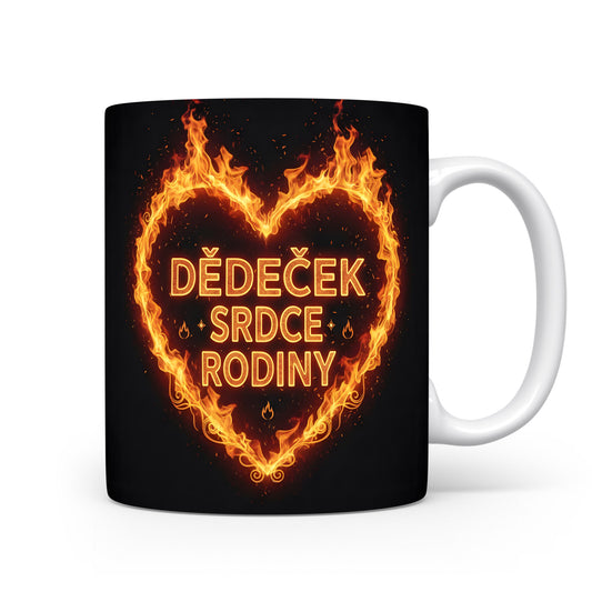 Hrnek s motivem ohnivého srdce a nápisem DĚDEČEK SRDCE RODINY.