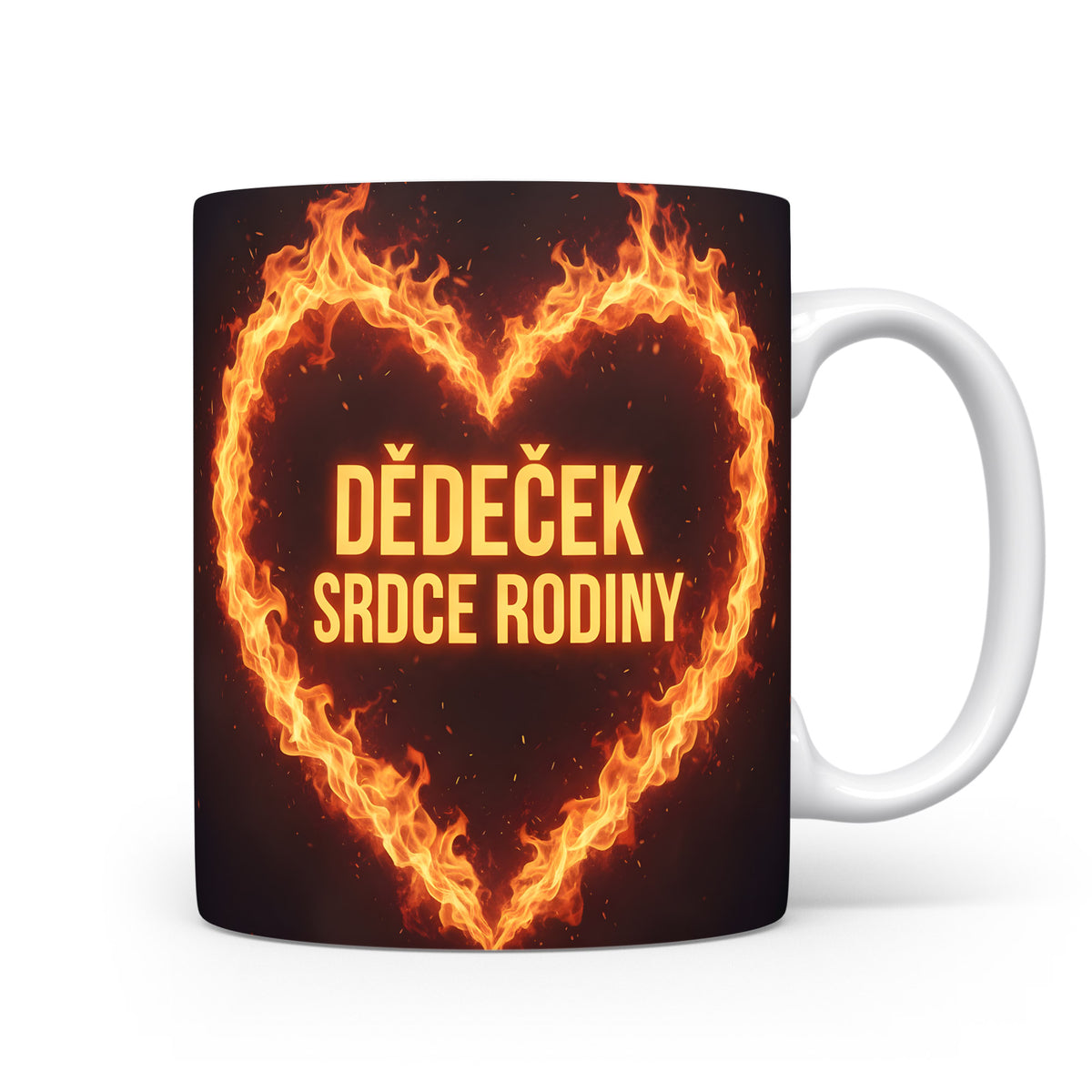 Hrnek s plamenným srdcem a nápisem DĚDEČEK SRDCE RODINY.