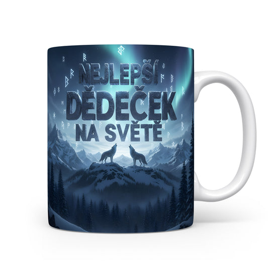 Hrnek s motivem vlků a hor, text NEJLEPŠÍ DĚDEČEK NA SVĚTĚ.