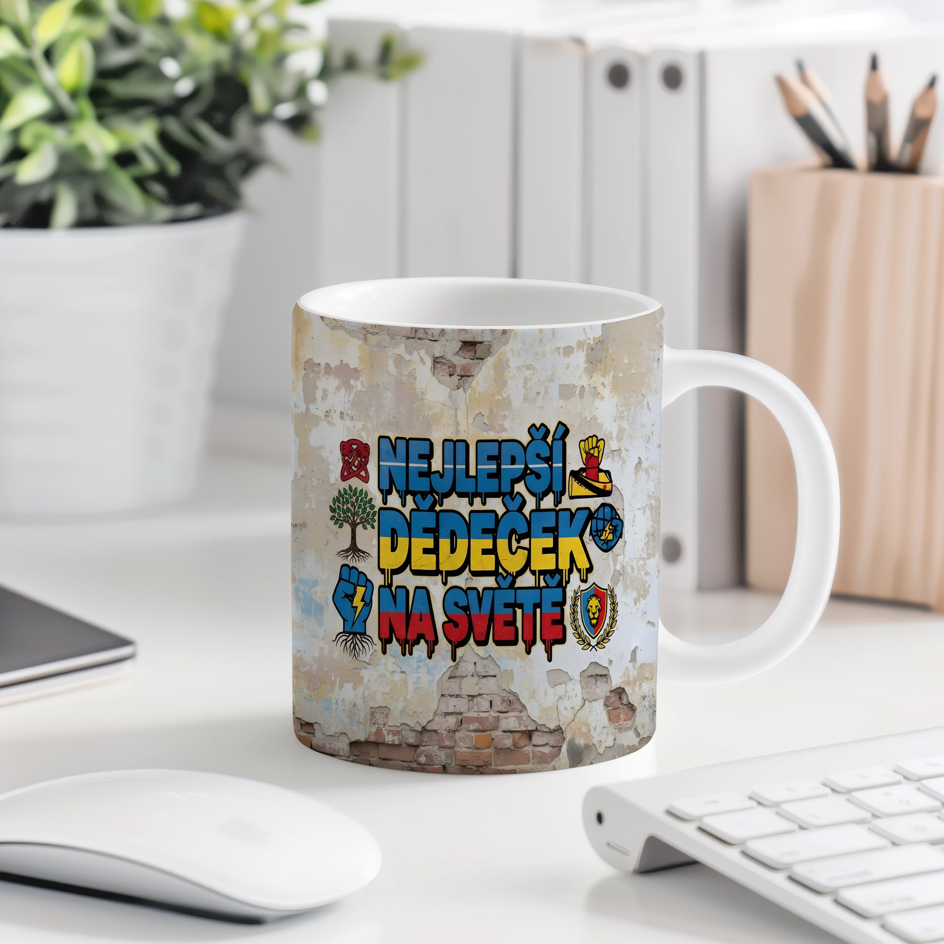 Hrnek s nápisem NEJLEPŠÍ DĚDEČEK NA SVĚTĚ v moderním street art stylu.