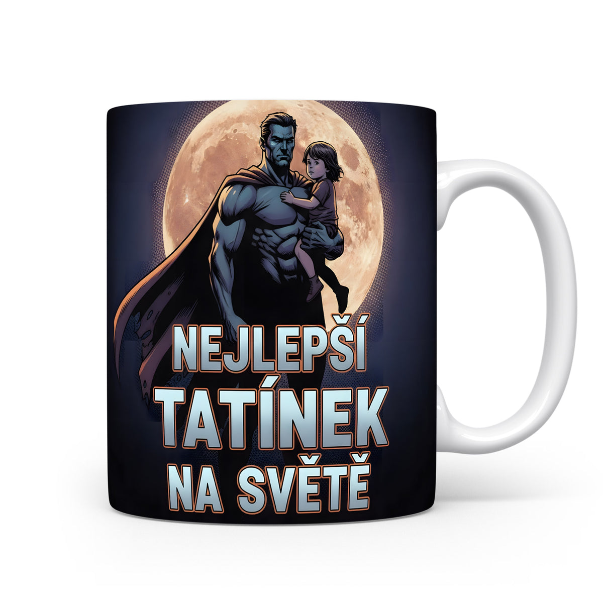Hrnek s motivem superhrdiny držícího dítě před měsícem.