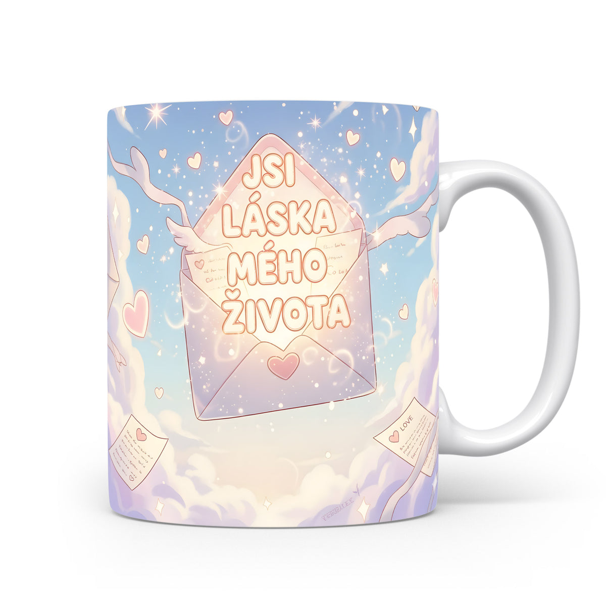 Romantický hrnek s nápisem JSI LÁSKA MÉHO ŽIVOTA v pastelových barvách.