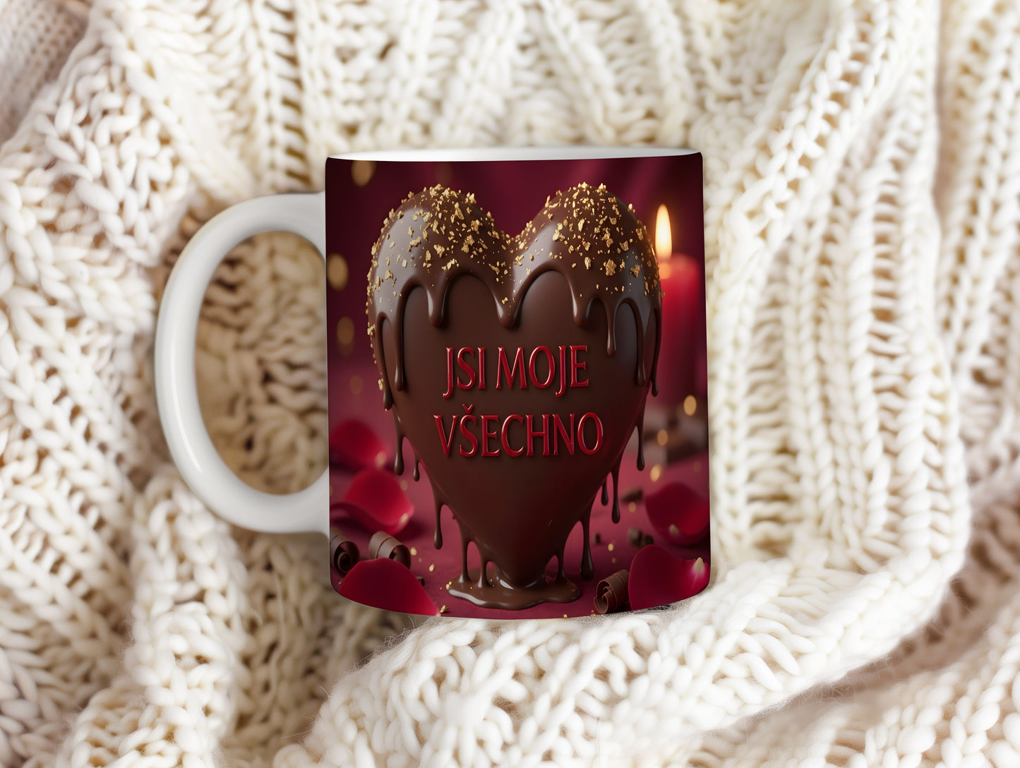 Hnědé srdce s čokoládovými kapkami a zlatými třpytkami na červeném pozadí.