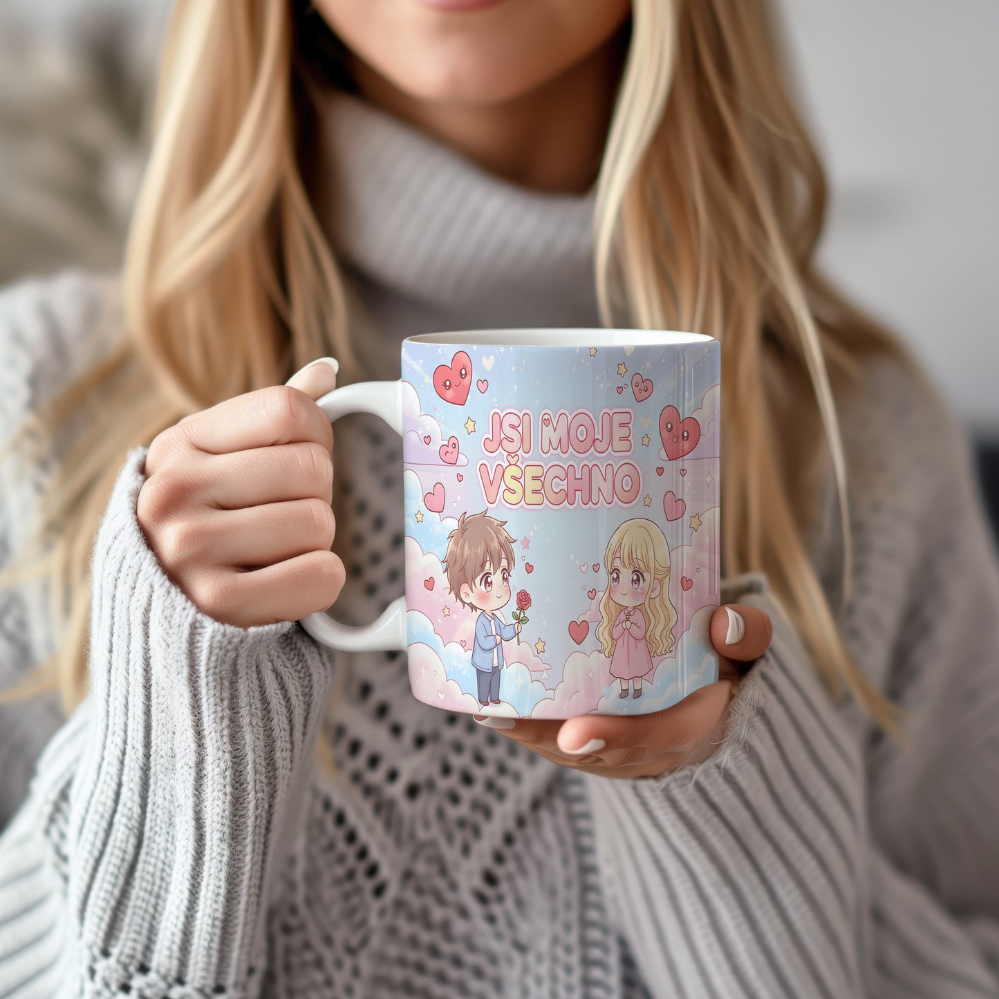 Roztomilý hrnek s pastelovým motivem srdcí a hvězd.