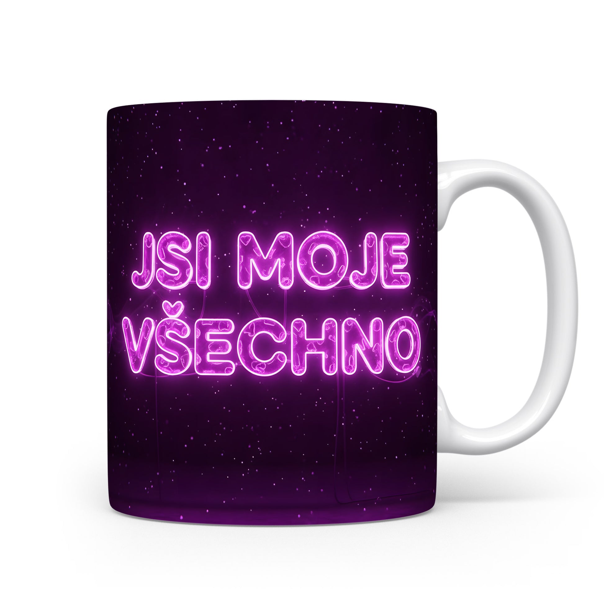 Fialový hrnek s textem JSI MOJE VŠECHNO a hvězdným pozadím.