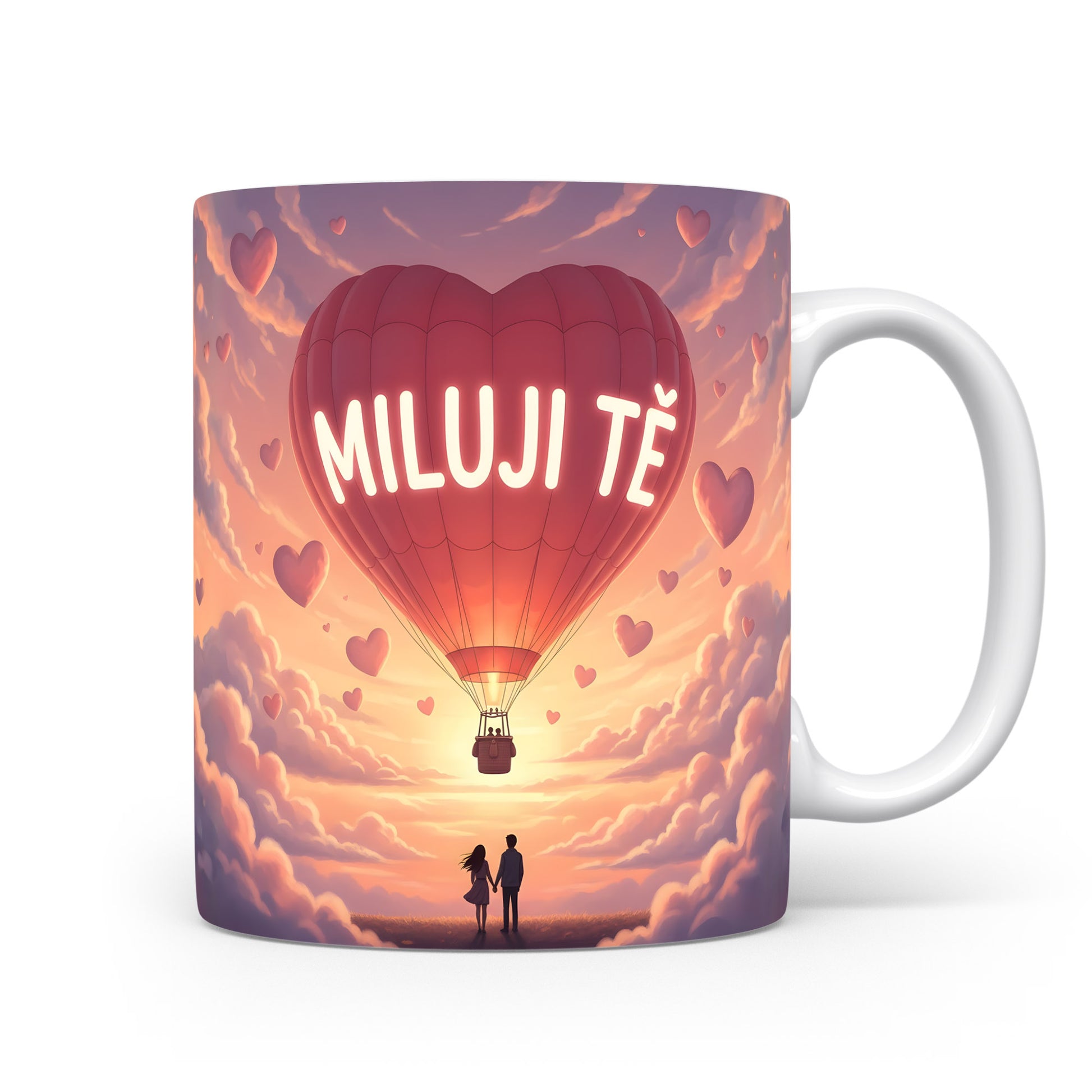Hrnek s nápisem MILUJI TĚ a motivem balónu v oblacích.