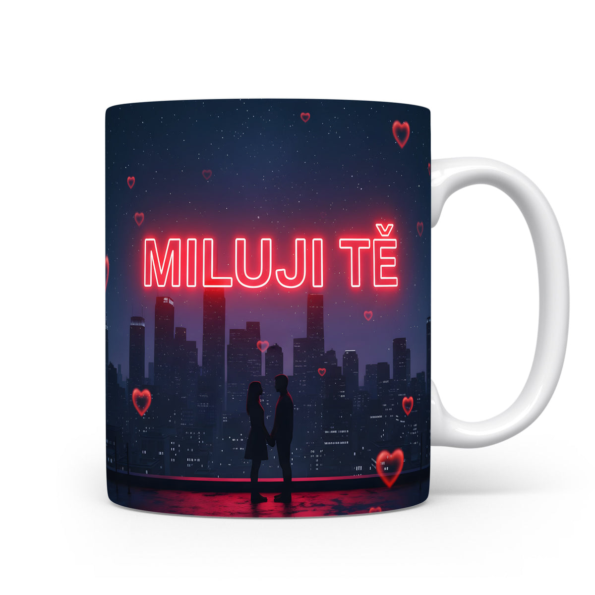 Romantický hrnek s nápisem MILUJI TĚ a nočním městským motivem.