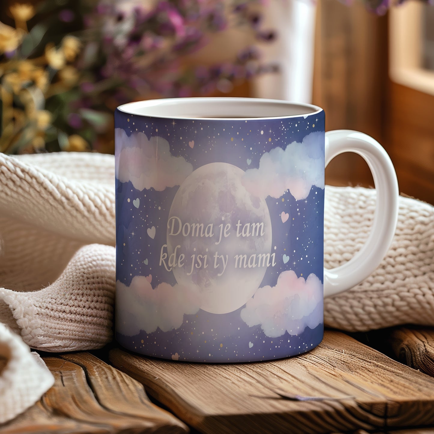 Hrnek Doma je tam kde jsi ty mami – snový měsíc a pastelové mraky – varianta 44
