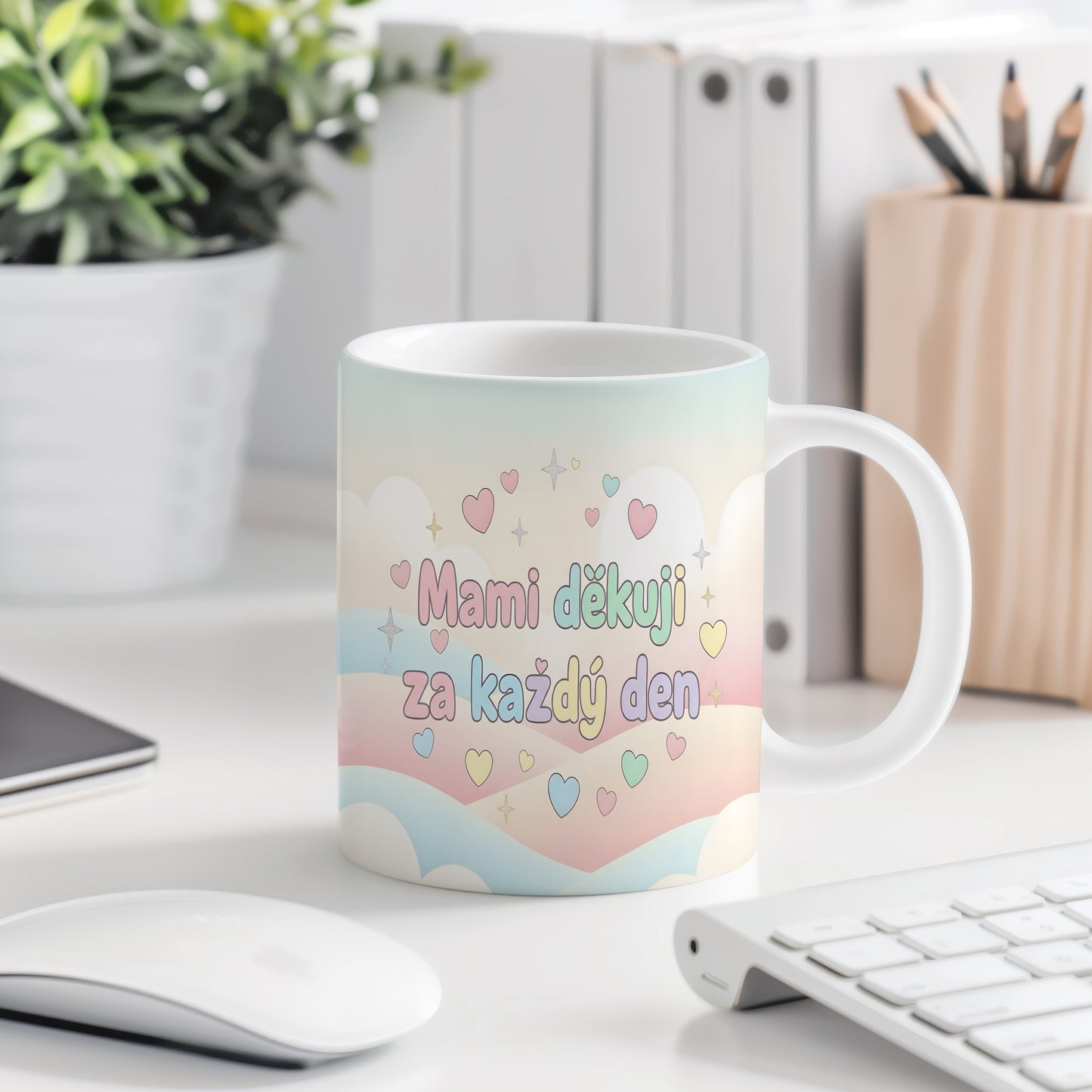 Hrnek Mami děkuji za každý den – pastelová srdíčka a jemné hvězdičky – varianta 77