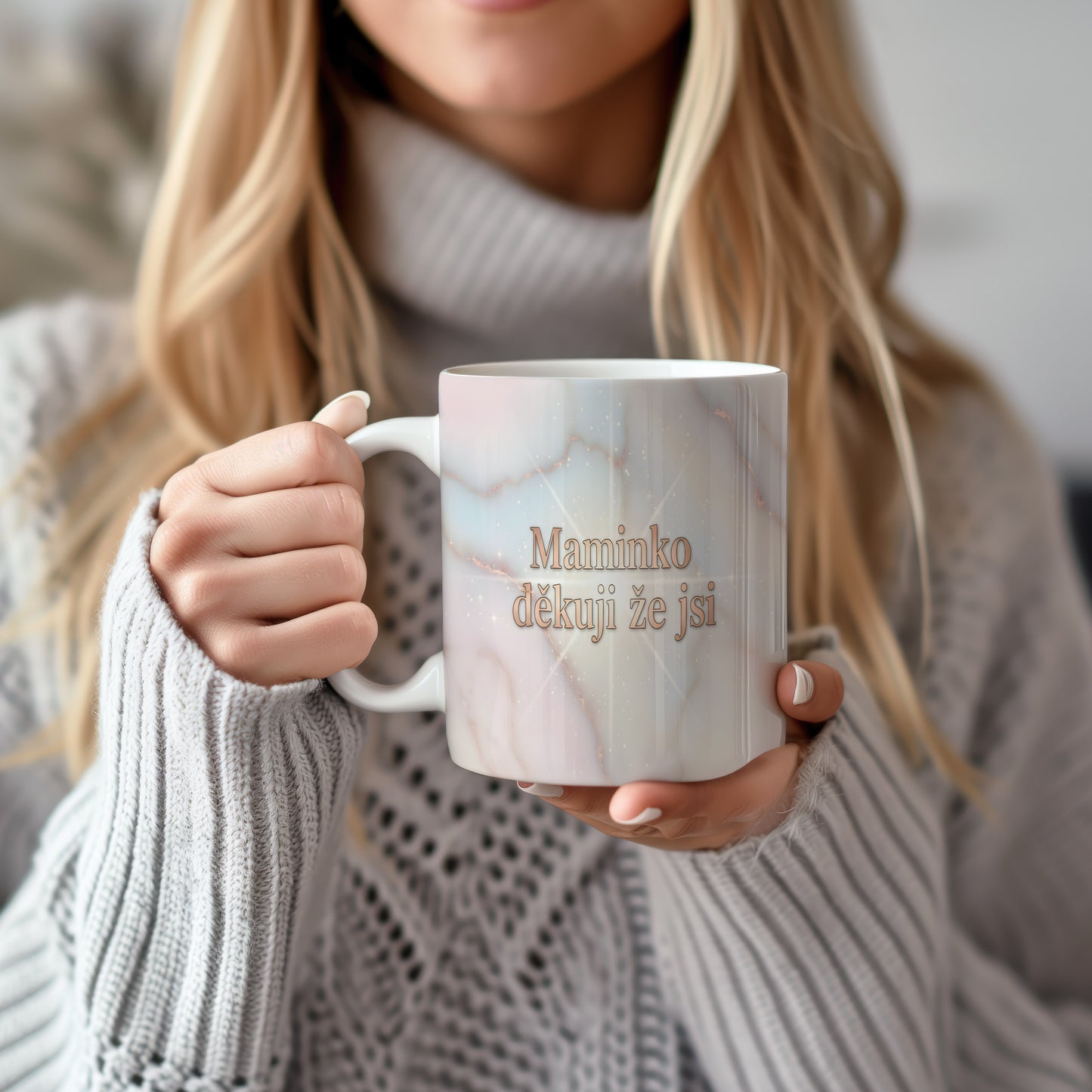 Hrnek Maminko děkuji že jsi – mramorová elegance s jemnými třpytkami – varianta 22