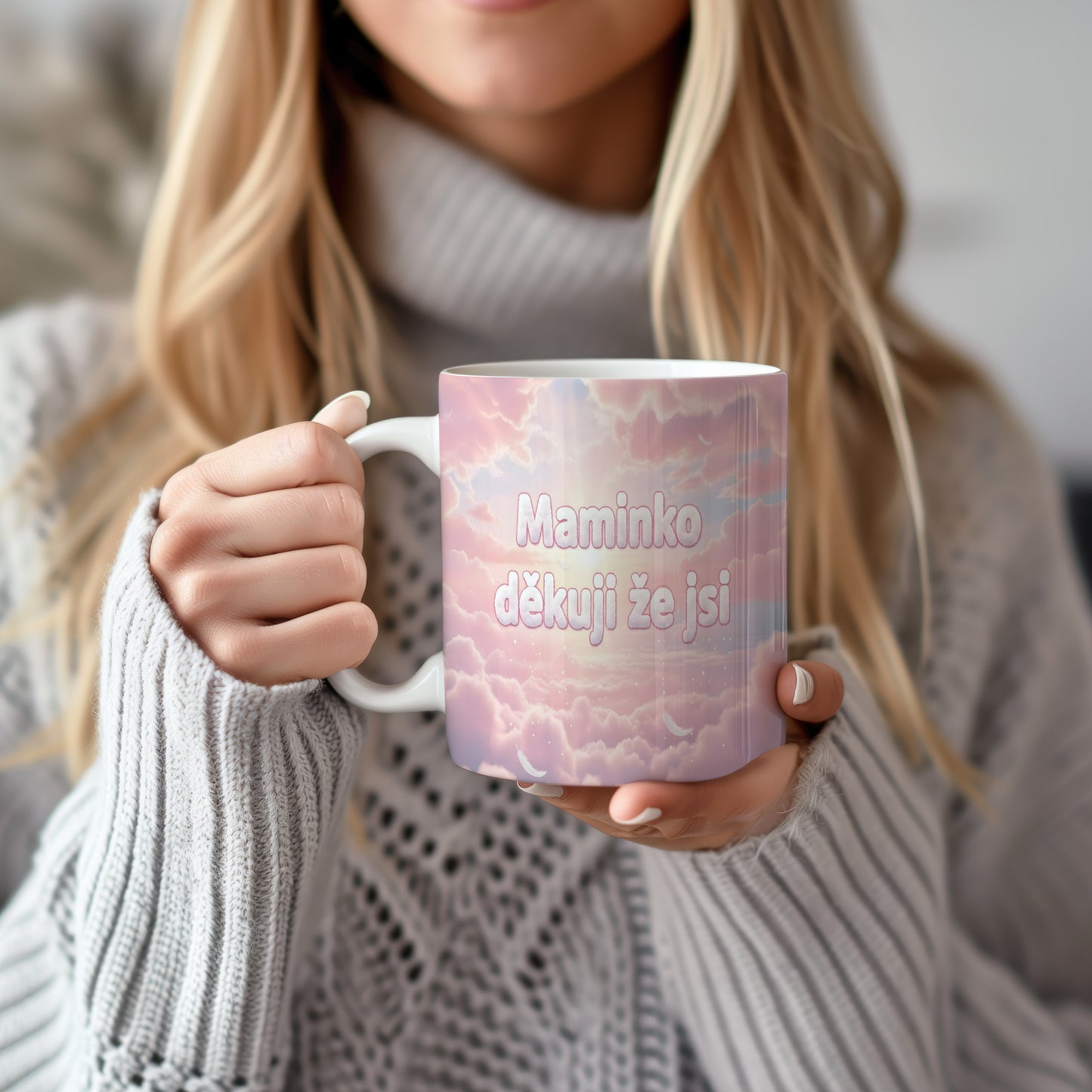 Hrnek Maminko děkuji že jsi – pastelová oblaka a jemná peříčka – varianta 22
