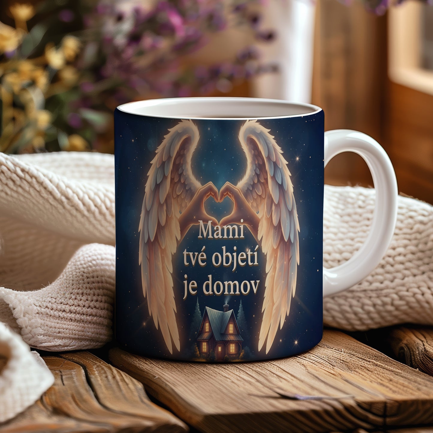Hrnek Mami tvé objetí je domov – andělská křídla pod hvězdnou oblohou – varianta 44
