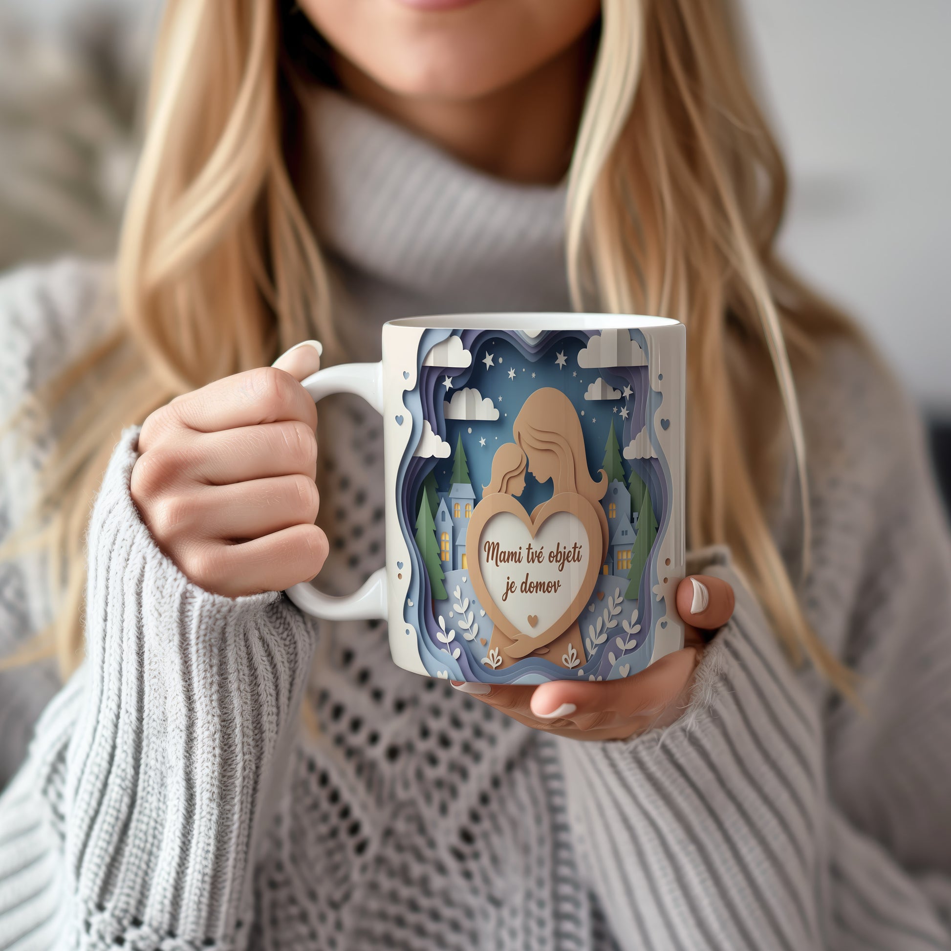 Hrnek Mami tvé objetí je domov – něžná silueta matky a dítěte pod hvězdnou oblohou – varianta 22