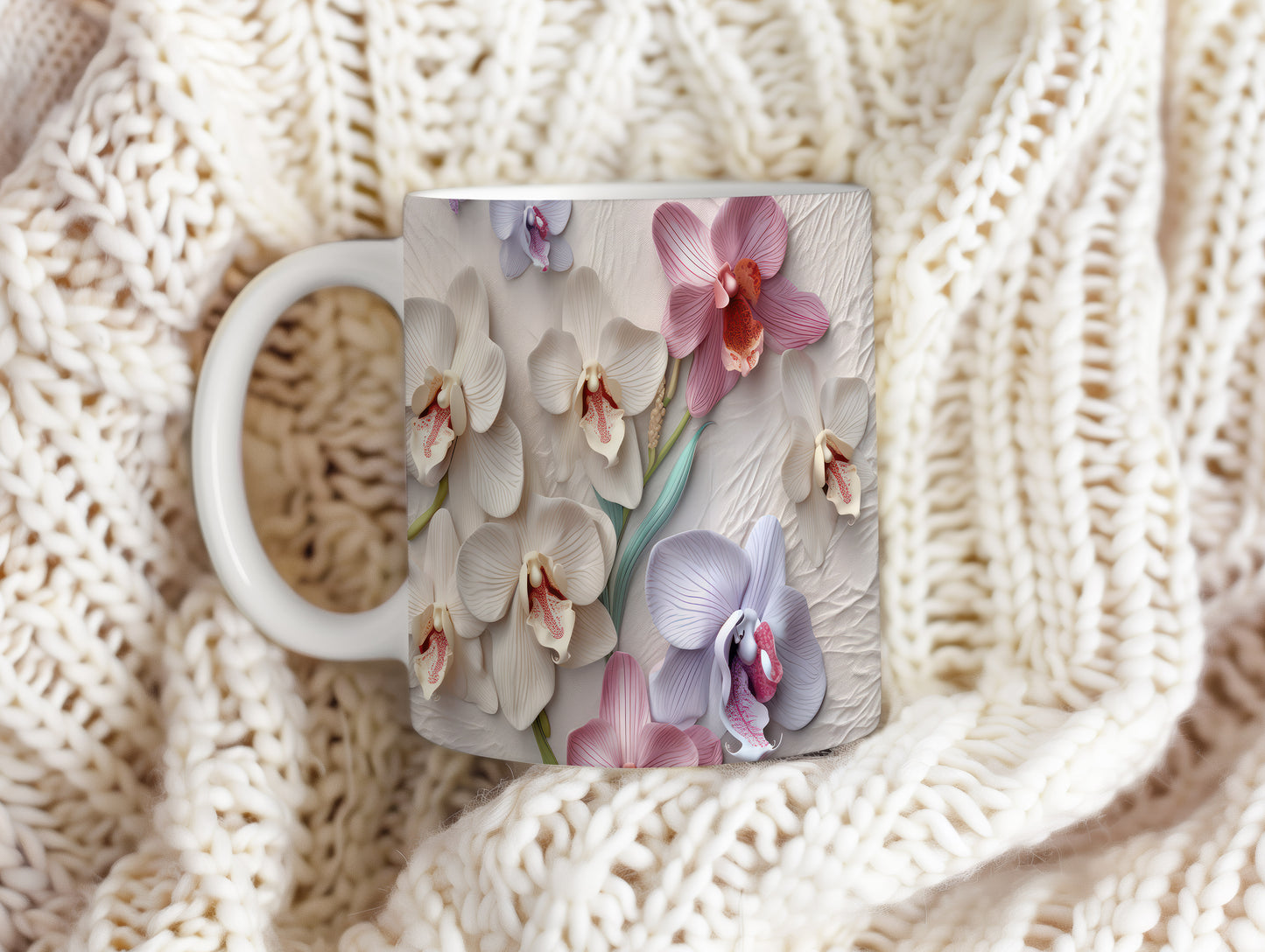 Hrnek s elegantními orchidejemi – bílým provedením