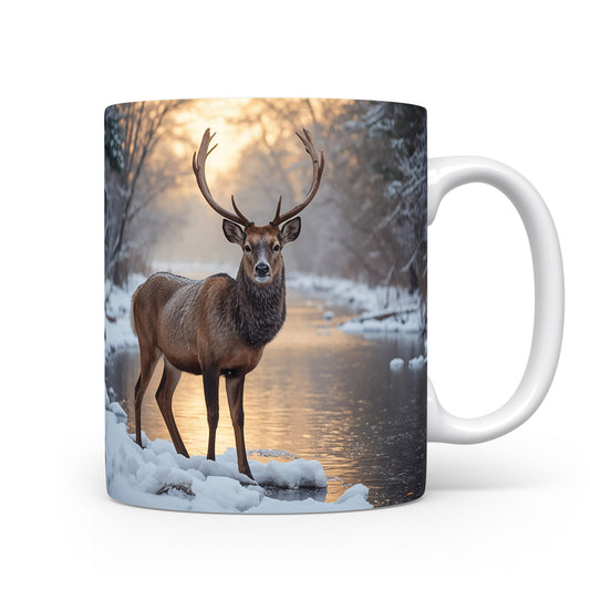 Hrnek s jelenem u řeky.