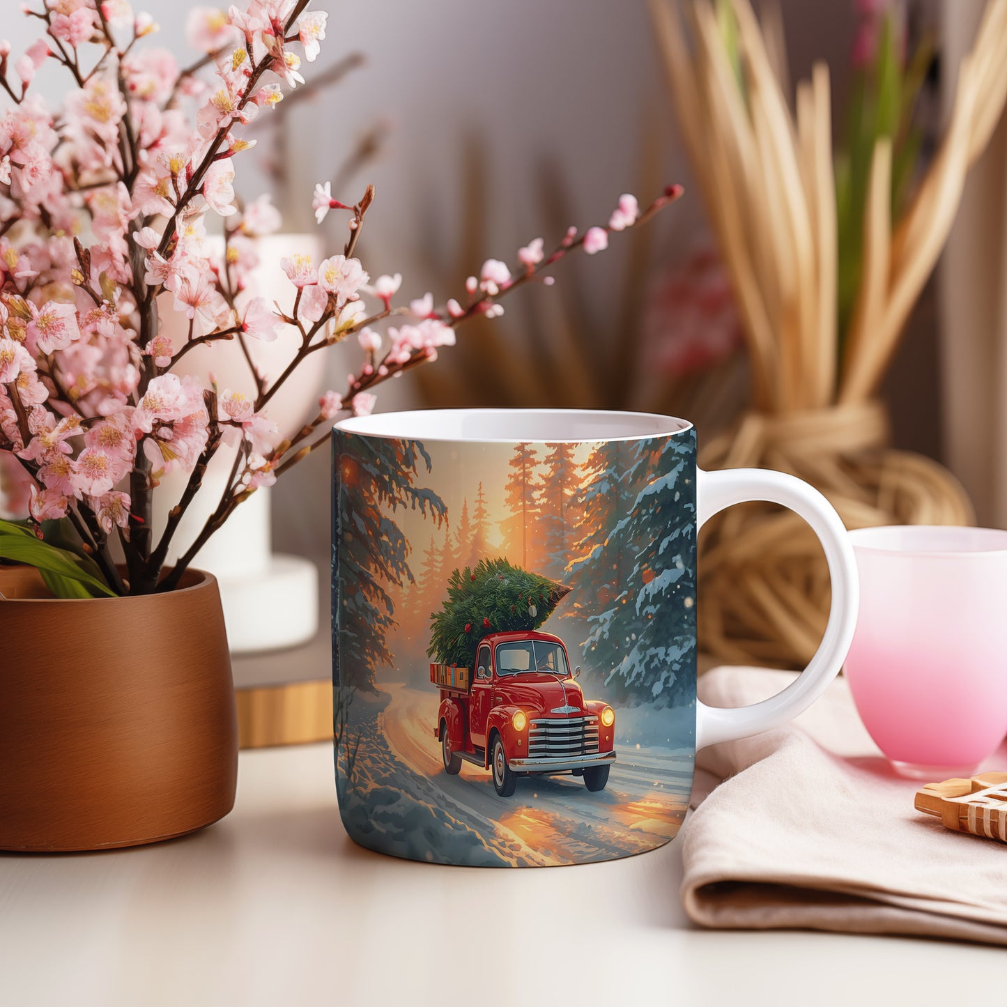 Hrnek s vánočním motivem – červené auto s vánočním stromkem