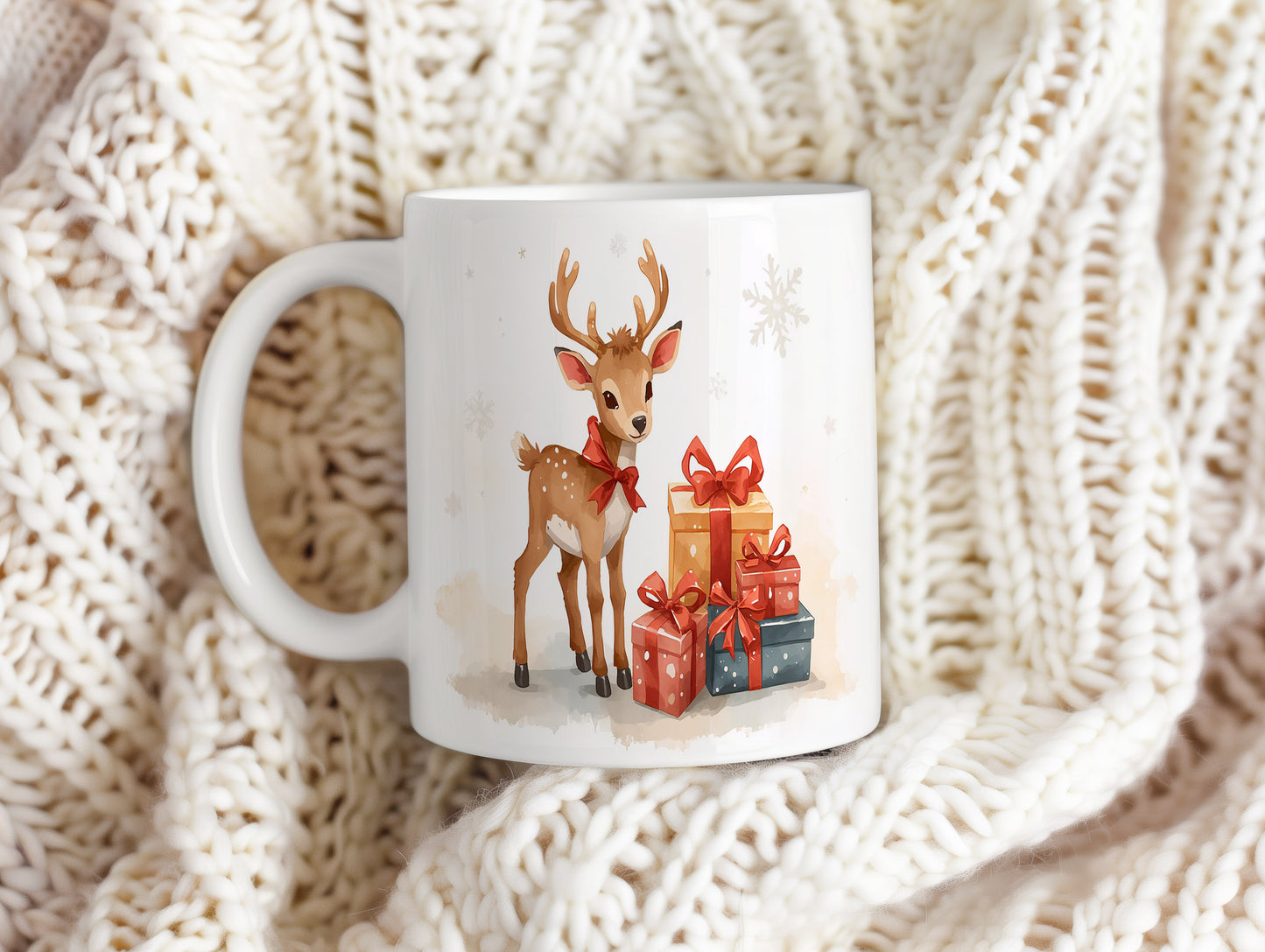 Hrnek s vánočním motivem – sob s dárky – sníh, sob, dárky – varianta 33