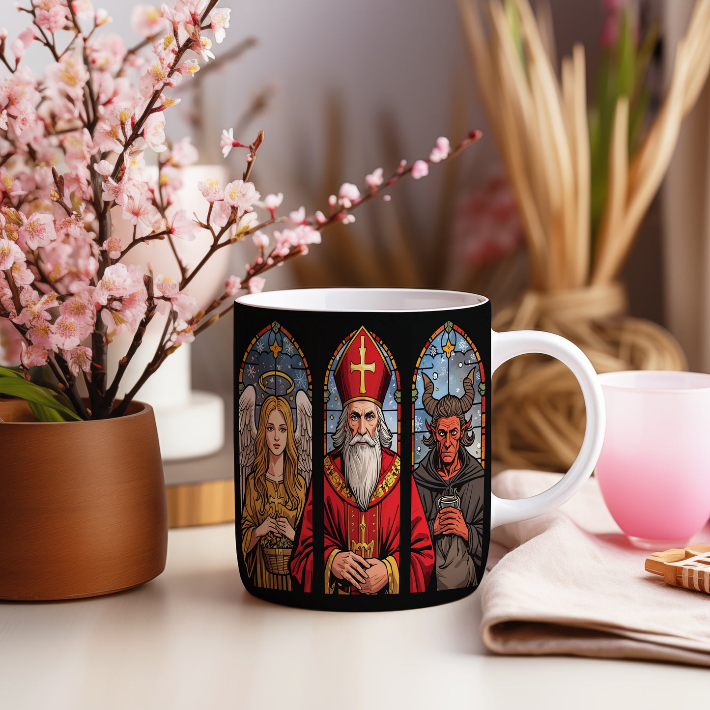 Hrnek s motivem Mikuláše, čerta a anděla – vitrážové okno