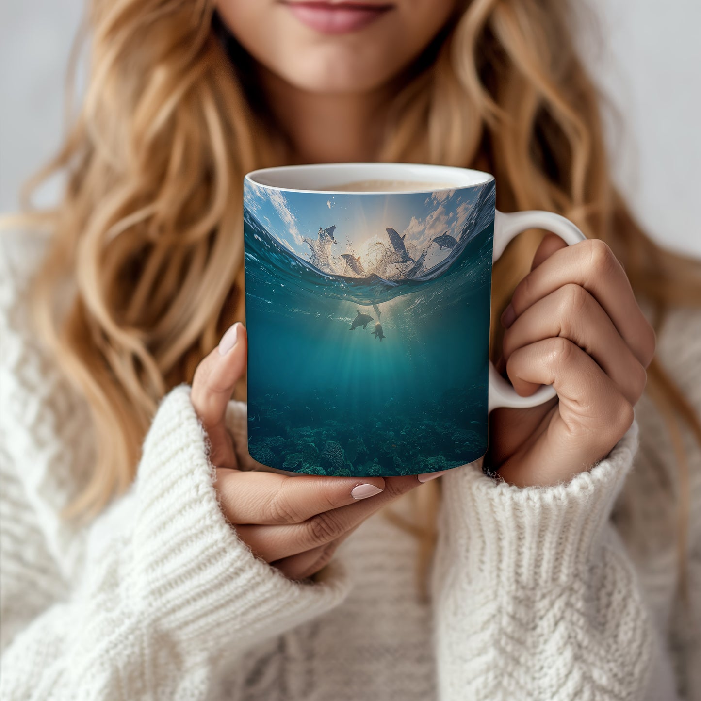 Hrnek s motivem z vodního světa – Delfíní soumrak