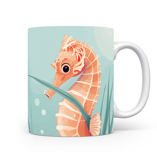 Hrnek s mořským koníkem mezi řasami