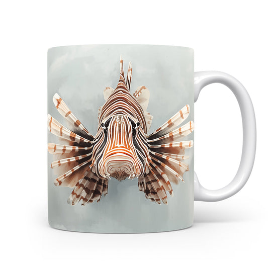 Hrnek s motivem perutýna na šedém pozadí