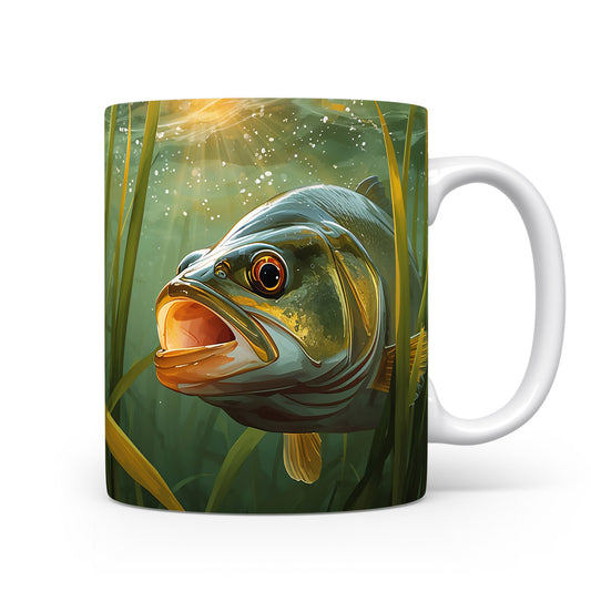 Ryba pod hladinou oceánu ve sluneční záři