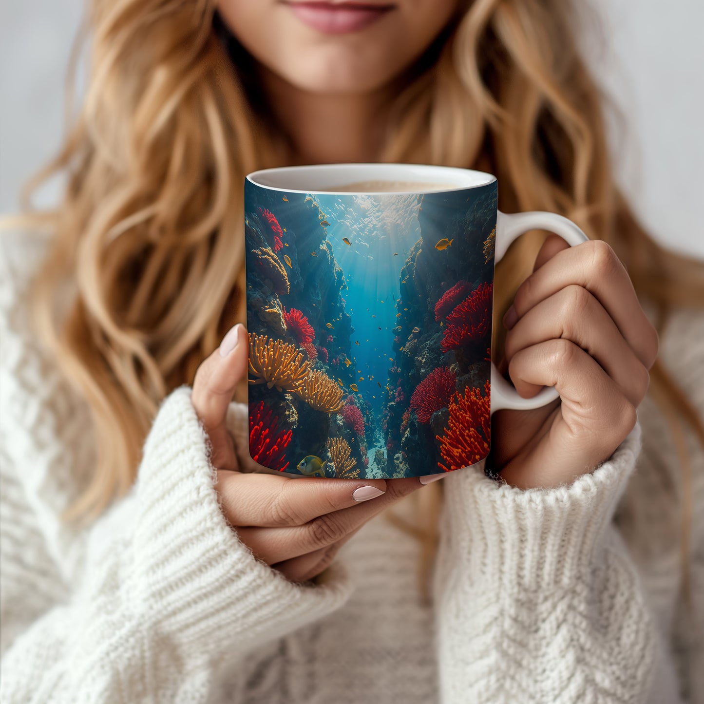 Hrnek s motivem z vodního světa – Lákavé hloubky korálů