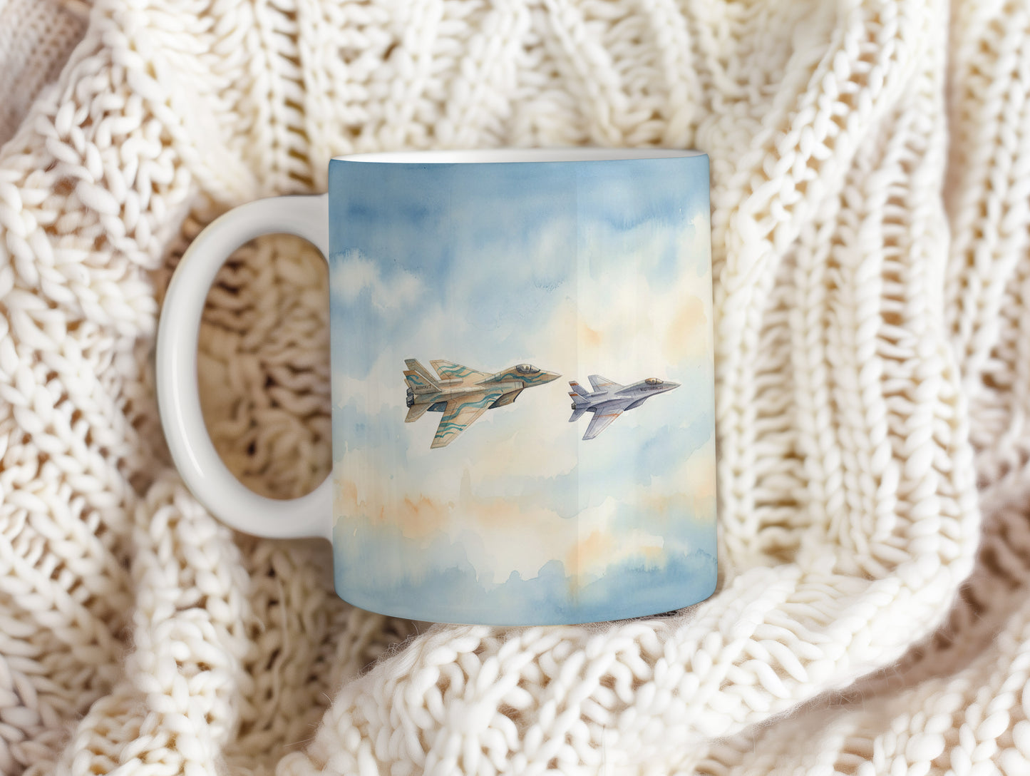 Hrnek s akvarelovými stíhačkami