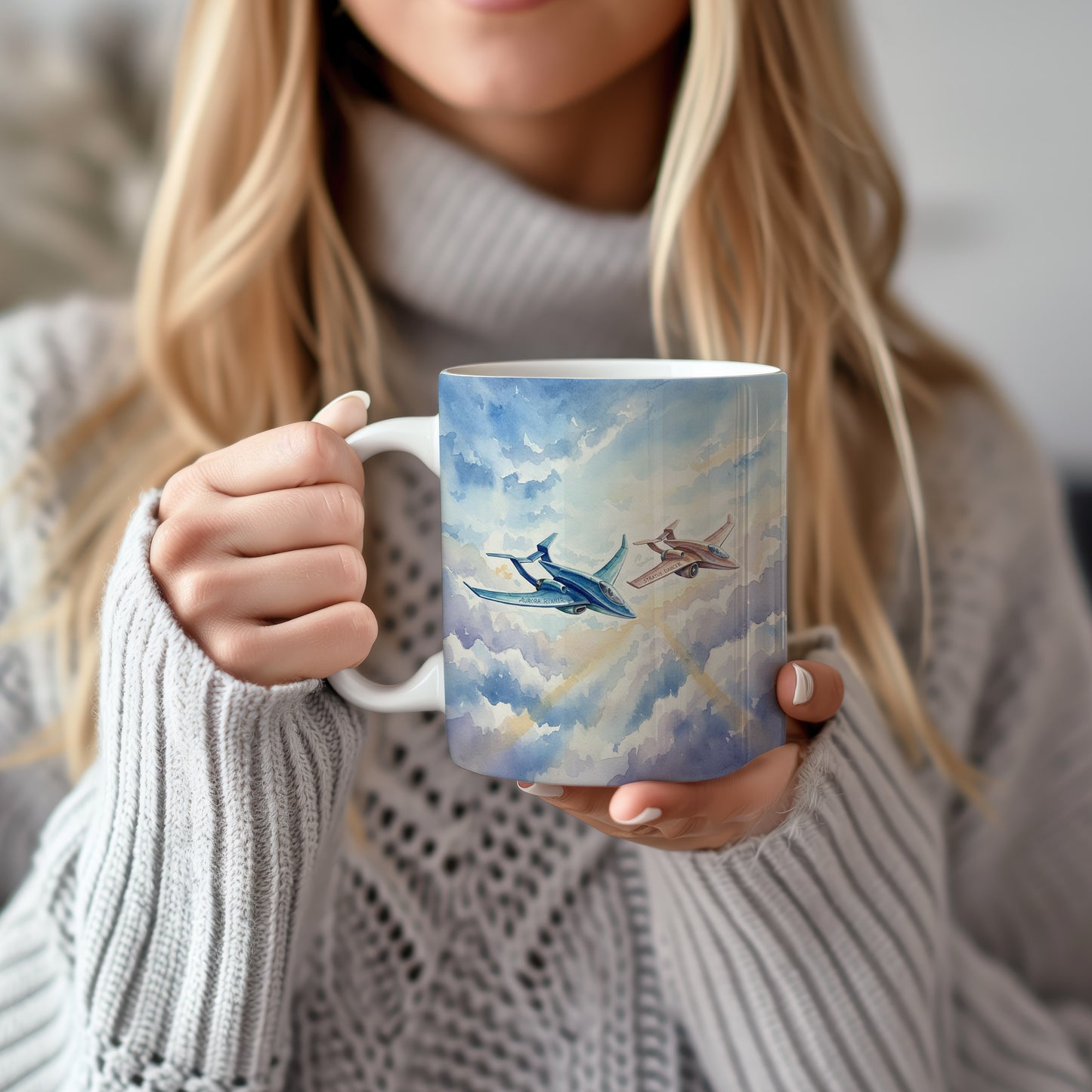 Hrnek s futuristickými letadly mezi oblaky