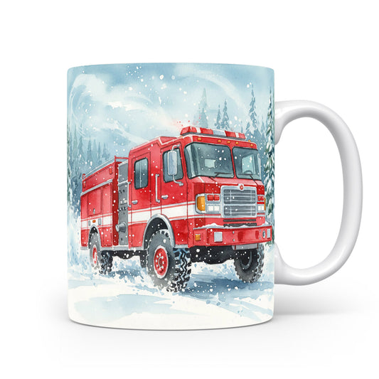 Hrnek s hasičským vozem v zimě